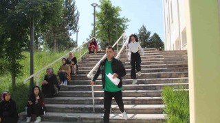 YKS heyecanı zamanla yaşına dönüştü, geç kalanların hayali seneye kaldı