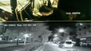 Yoldan çıkan halk otobüsünün tramvay yoluna girmesi kamerada