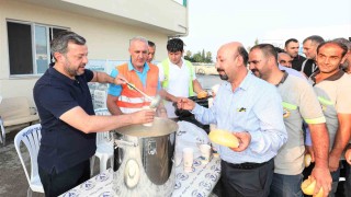 Yüreğir Belediye Başkanı Kocaispir, işçilerle bir araya geldi