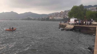 Yüzme antrenörü hayat kurtardı