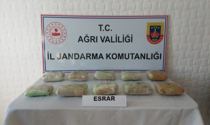 Ağrıda 10 kilo uyuşturucu ele geçirildi