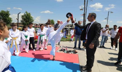 Ağrıda spor okulları ve engelsiz spor okulları görkemli törenle açıldı