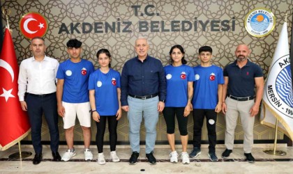 Akdenizin kick boksçuları derecelerle döndü