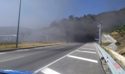 Assos-Troya tünellerinde araç yangını