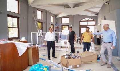 Ayvalıkta İsmet İnönü Kültür Merkezi Adan Zye yenileniyor