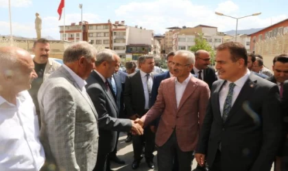 Bakan Uraloğlu: Deprem bölgesinde sıkıntıları gidermede önemli bir aşamaya geldik (3)