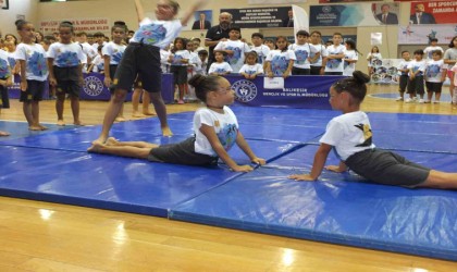 Balıkesirde çocuklar yaz spor okullarına koştu