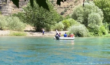 Baraj kapakları açılınca mahsur kaldılar, AFAD ekipleri kurtardı