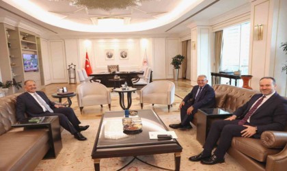 Başkan Büyükkılıçtan Bakan Özhasekiye ziyaret