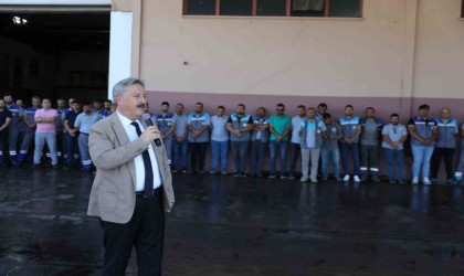 Başkan Palancıoğlu Belediye Çalışanlarıyla Bayramlaştı