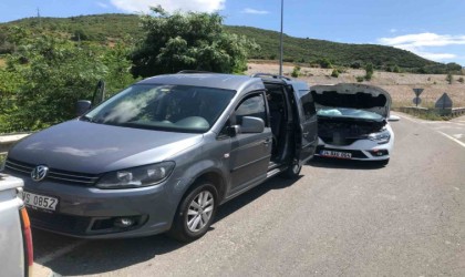 Bilecikte 3 aracın karıştığı zincirleme kazada 5 kişi yaralandı