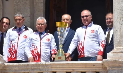 Bisikletçiler, Cumhuriyet’in 100’üncü yılı onuruna 784 kilometre pedal çevirecek