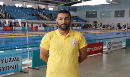 Boğulmamak için kımıldamayın