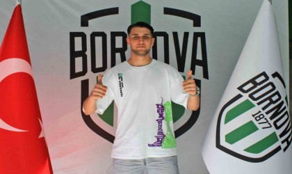 Bornova FK, iki takviye daha gerçekleştirdi