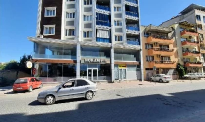 Çalıştığı pizza dükkanına ateş açtı: 1 ölü, 1 yaralı