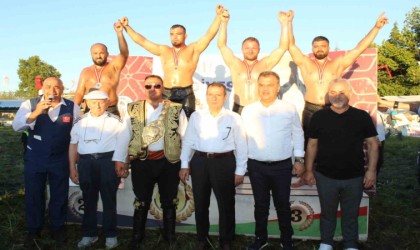 Çan 58. Süleyman Şahin Yağlı Pehlivan Güreşleri Başpehlivanı Yusuf Can Zeybek