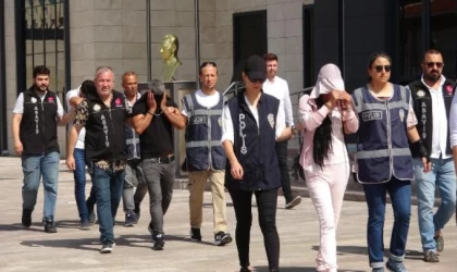 Çanakkale’de yabancı uyruklu kadınlara fuhuş yaptıran çeteye operasyon