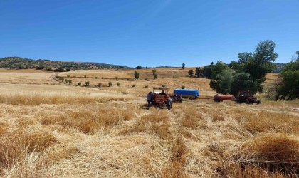Çorumlu çiftçiler patoz makinelerinden vazgeçemiyor