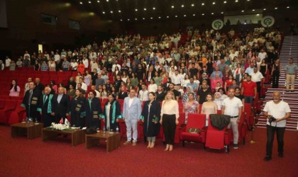 Ç.Ü. Abdi Sütcü Sağlık Hizmetleri MYOda mezuniyet sevinci