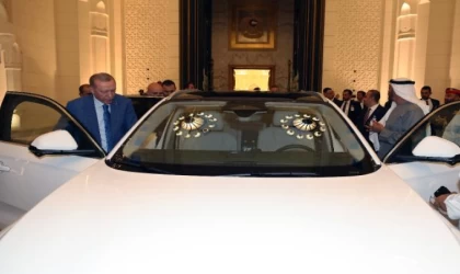 Cumhurbaşkanı Erdoğan, BAE Devlet Başkanı Al Nahyan’a TOGG hediye etti-EK FOTOĞRAFLAR