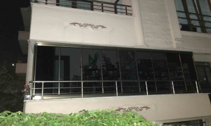 Daha önce tartışma yaşadığı husumetlisinin evini kurşunladı