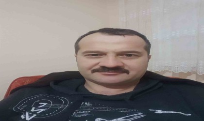 Denizde boğulma tehlikesi geçiren baba ve oğlu kurtarıldı