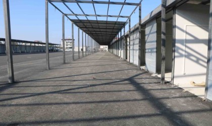 Depremin vurduğu Hataya yeni sebze hali 53 günde inşa edildi