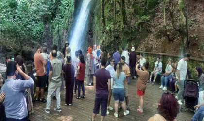 Doğal güzellikler ziyaretçi akınına uğradı