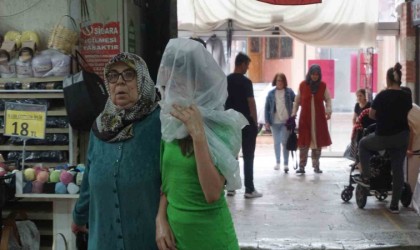 Edirnede kavurucu sıcak yerini yağmura bıraktı