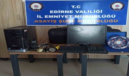 Edirnede okuldan hırsızlık kamerada: Tanınmamak için güneş gözlüğü ve maske taktılar