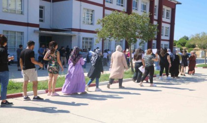 Enkaz kentte KPSS maratonu