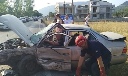 Erdekte trafik kazası: 6 yaralı