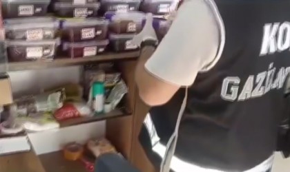 Gaziantepte 28 kilo kaçak nargile tütünü ele geçirildi: 2 gözaltı