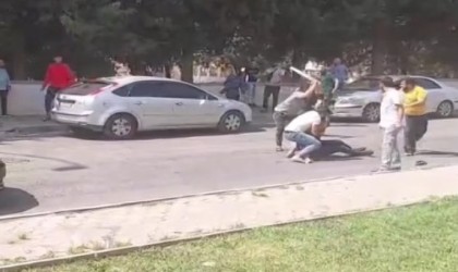 Gaziantepte iki grup arasında meydan savaşı gibi kavga: 5 yaralı