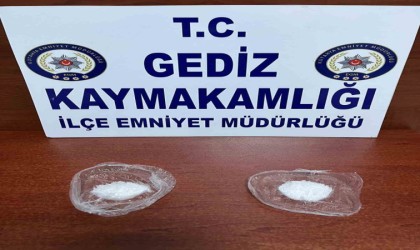 Gedize uyuşturucu getiren 2 şahıs yakalandı