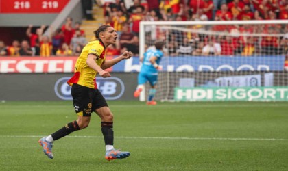 Göztepe, Fenerbahçeden Emir Ortakayayı yeniden kiralayacak