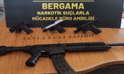 Hakkında 10 ayrı yakalama emri bulunan azılı zanlı kıskıvrak yakalandı