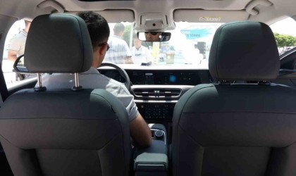 İl olmaya aday Ercişte Türkiyenin yerli otomobili TOGG tanıtıldı