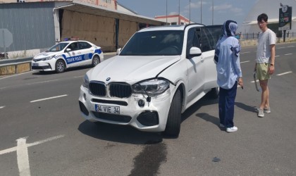 İpsalada iki otomobilin çarpıştığı kazada 1 kişi yaralandı