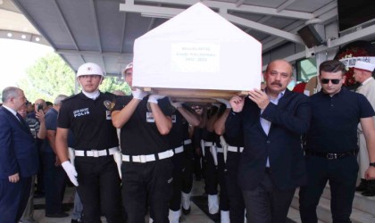 İstanbul Emniyet Müdürü Aktaşın babasına son görev