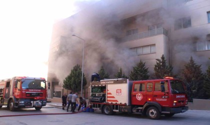 İzmirde tekstil atölyesinde korkutan yangın