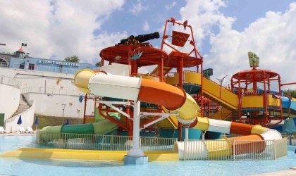 İzmit Belediyesi Aquaparkı yeni sezona kapılarını açtı