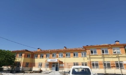 Karapınarda okullarda bakım onarım çalışmaları sürüyor