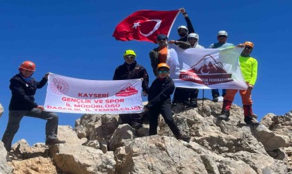 Kayserili Dağcılar bu kez Munzur Dağına tırmandı