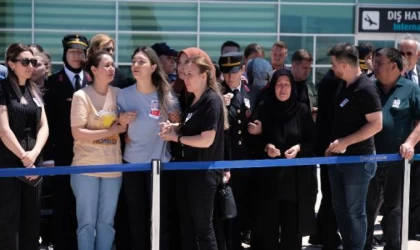 Kaza yerinde önlem almak isterken kamyonetin çarptığı astsubay şehit oldu (3)