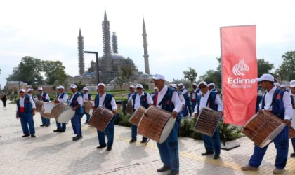 Kırkpınar Yağlı Güreşleri haftası ’karşılama’ geleneği ile başladı