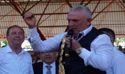 Kırkpınar’da 22 milyon 222 bin lira veren Seyfettin Selim 15’inci kez ağalığı aldı