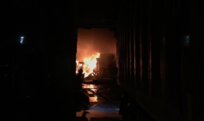 Kocaelide fabrika yangını