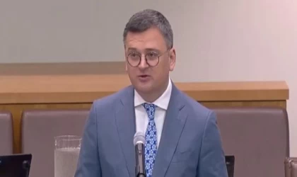 Kuleba: 19 bin çocuktan sadece 383’ünü geri alabildik