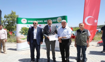 Kütahyada köylere 14 su tankeri dağıtıldı